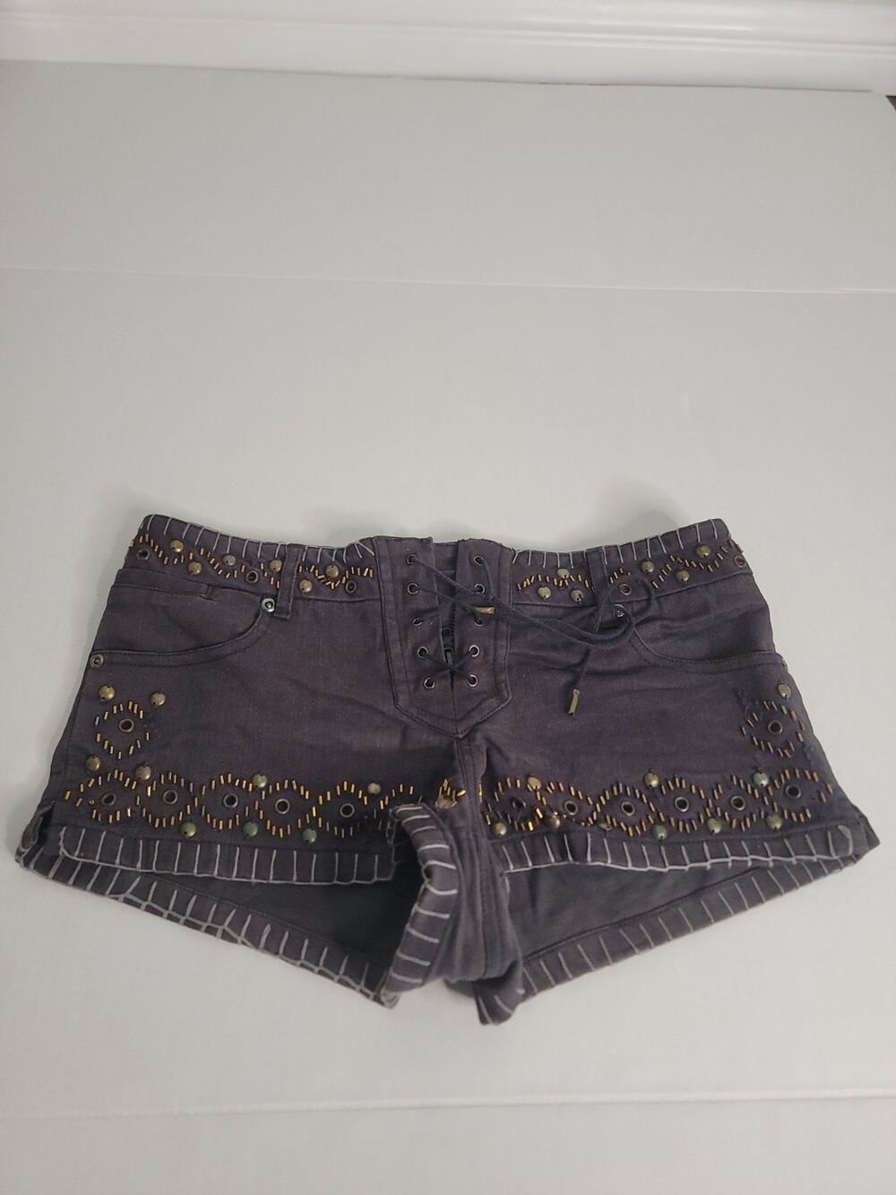 Kate Moss Topshop Micro Shorts SZ 6 Studded Beaded Lace-Up Denim Hot Pants Rare